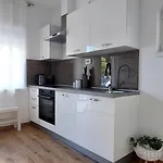 Maris Apartment *