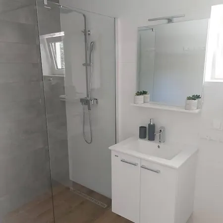 Apartment Maris *