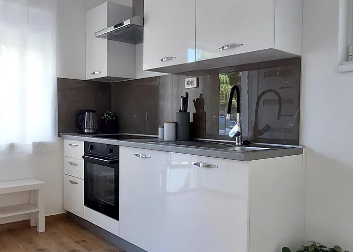 Maris アパート *